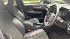 Volvo Xc40 2.0 T5 R DESIGN 5dr AWD Geartronic Petrol Estate